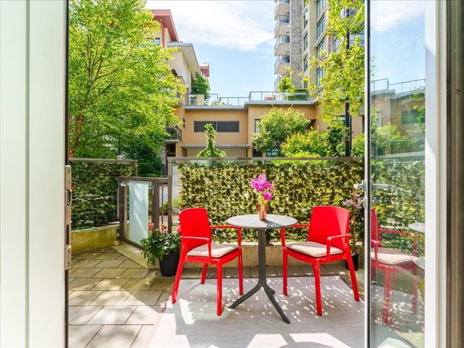 Patio area | Image 22