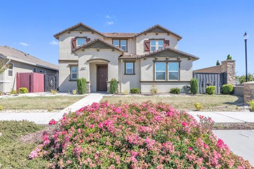1807 W Woodward Ave, Manteca, CA, 95337-7201 | Card Image