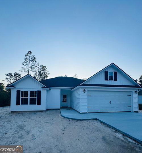69 Live Oak Trl, Lakeland, GA, 31635-5813 | Card Image