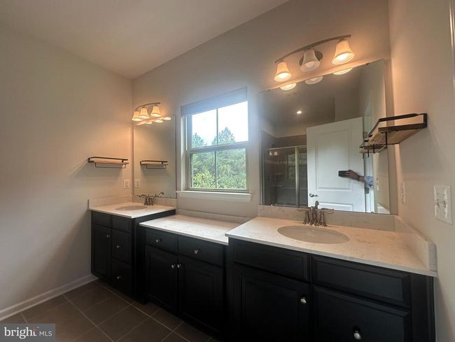 10402 Steeplechase Run Ln, Townhouse with 3 bedrooms, 4 bathrooms and null parking in MANASSAS VA | Image 25