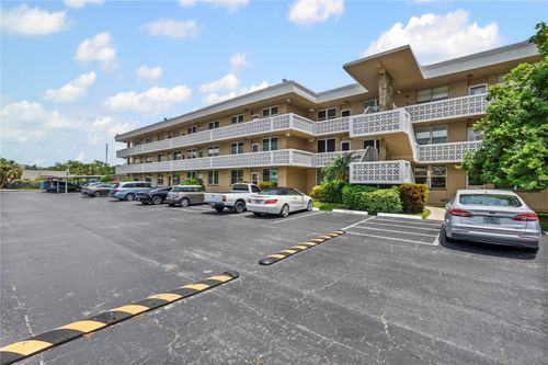 apt-210-5095 Bay St Ne, ST PETERSBURG, FL, 33703-4072 | Card Image