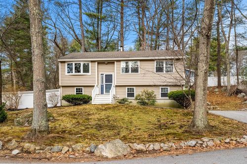17 Ciccone Way, Billerica, MA, 01821 | Card Image