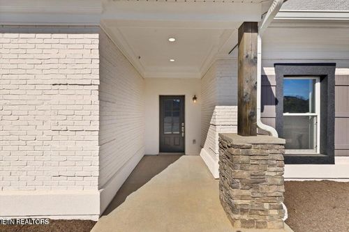 g-4411 Legends Way, Maryville, TN, 37801-9606 | Card Image