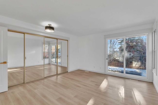 116 Strathcona Close Sw, House other with 4 bedrooms, 4 bathrooms and 4 parking in Calgary AB | Image 16