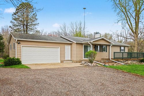5371 Wolf Highway, Eaton Rapids, MI, 48827 | Card Image