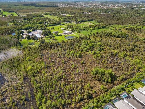300 Brandy Ln, NAPLES, FL, 34114-2570 | Card Image