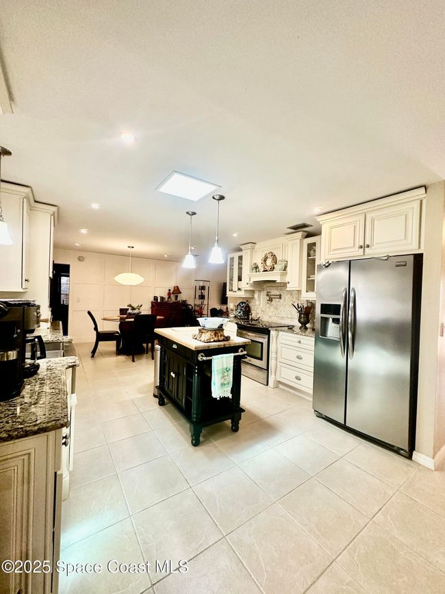 410 Surf Rd, House other with 3 bedrooms, 2 bathrooms and null parking in Melbourne Beach FL | Image 6