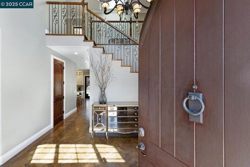 3898 Happy Valley Rd, Lafayette, CA, 94549-2427 | Card Image