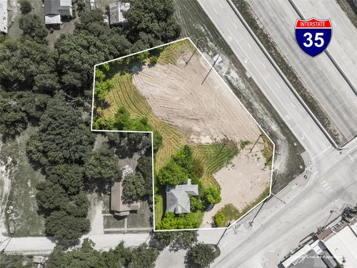 100 W 3rd St, Eddy, TX, 76524-2688 | Card Image