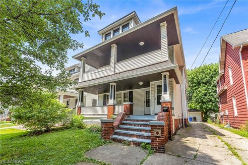 2up-3904 W 18th St, Cleveland, OH, 44109-3077 | Card Image