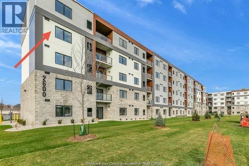 408-2600 Sandwich Pky W, Lasalle, ON, N9H0N6 | Card Image