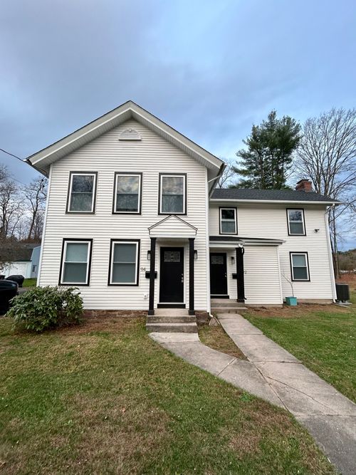 94 Perry St, Unionville, CT, 06085-1024 | Card Image