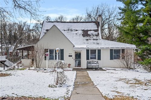 302 Elmbrook Ln, Pittsburgh, PA, 15243-1440 | Card Image