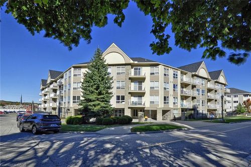 302-8 Harris St, Cambridge, ON, N1R8R1 | Card Image