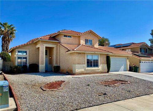 13794 Foxfire Rd, Victorville, CA, 92392 | Card Image