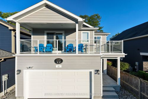 22 Wondergrove Crt, Lambton Shores, ON, N0M1T0 | Card Image