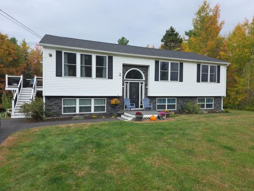 10 Kelliher Street, Glenburn, ME, 04401 | Card Image