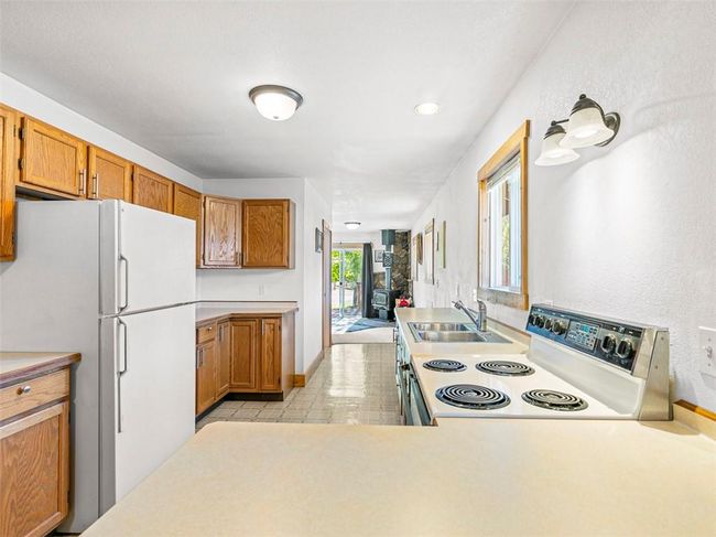 114 N Montana Ave, House other with 2 bedrooms, 2 bathrooms and null parking in Absarokee MT | Image 6