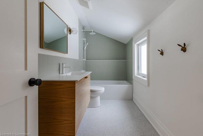 45 Park St W, House other with 6 bedrooms, 4 bathrooms and 4 parking in Dundas ON | Image 34