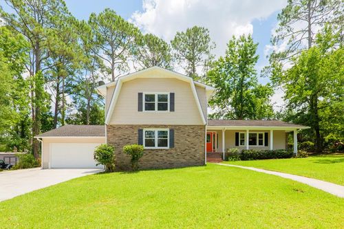 2115 Westfield Dr, Valdosta, GA, 31602-2154 | Card Image