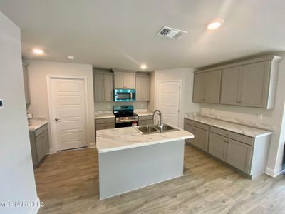 KITCHEN | Image 2