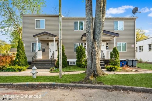 42 Lake St, East Orange, NJ, 07017-1704 | Card Image