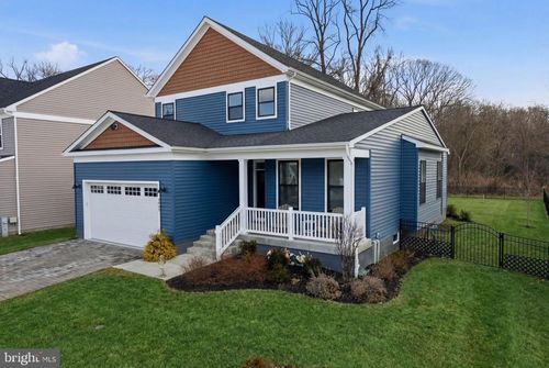 4005 Dark Horse Way, Edgewater, MD, 21037-4341 | Card Image