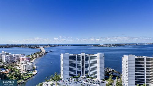 1804-555 Quay Cmns, SARASOTA, FL, 34236-1485 | Card Image