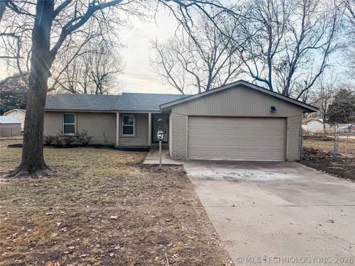 12738 S 121st East Ave, Broken Arrow, OK, 74011-5401 | Card Image