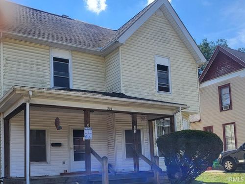 703 W 5th St, Marion, IN, 46953-1877 | Card Image