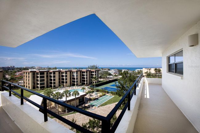APT-602B - 8735 Midnight Pass Rd, Condo with 2 bedrooms, 2 bathrooms and null parking in SARASOTA FL | Image 10