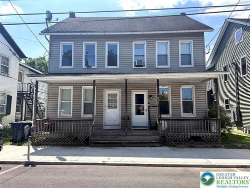 729 Ann St, Stroudsburg, PA, 18360-2016 | Card Image