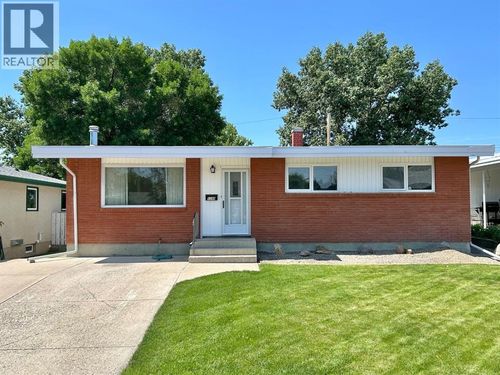 1248 31a St S, Lethbridge, AB, T1K3A2 | Card Image