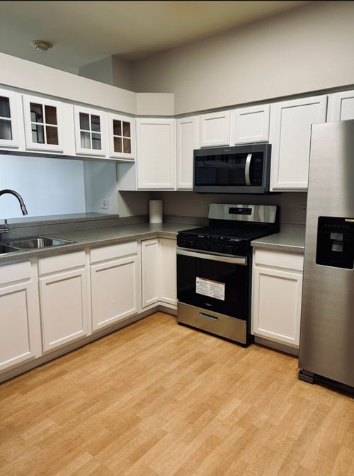709-709 Blossom Ct, Naperville, IL, 60540-1842 | Card Image