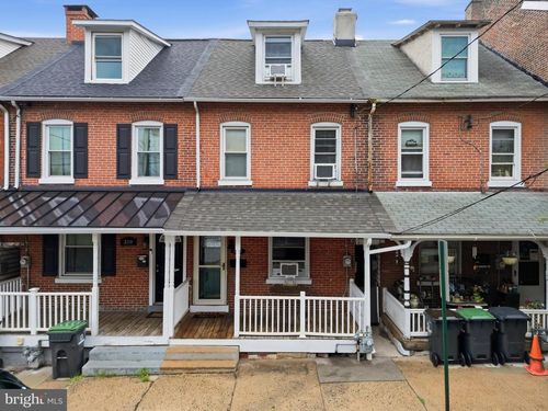 317 Hall St, PHOENIXVILLE, PA, 19460-3524 | Card Image