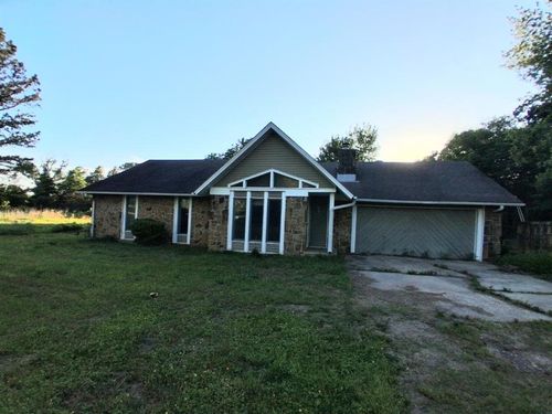 1405 N 14th St, Okemah, OK, 74859-2046 | Card Image