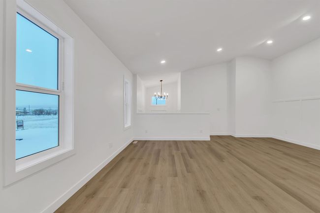 11455 107 Ave, House detached with 5 bedrooms, 3 bathrooms and 5 parking in Grande Prairie AB | Image 5