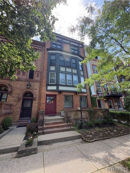 3-493 Delaware Ave, Buffalo, NY, 14202-1303 | Card Image