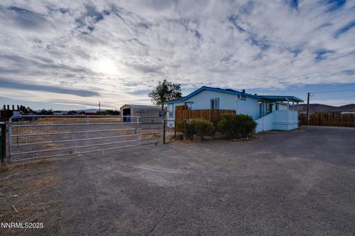 3409 Elm St, Silver Springs, NV, 89429-8330 | Card Image