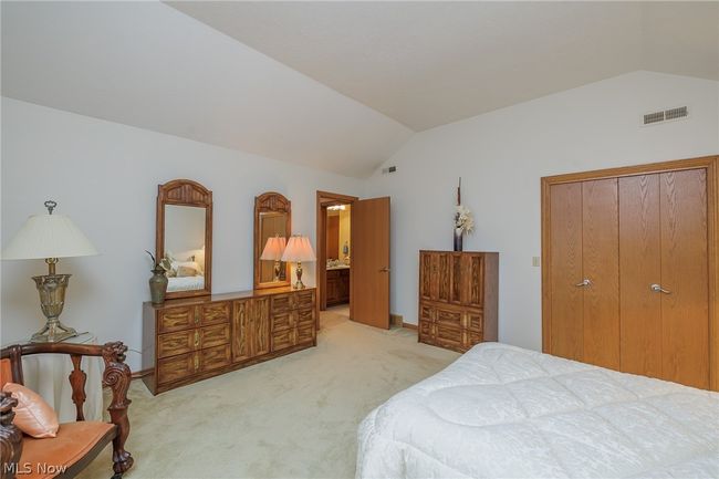 23261 Pheasant Lane, Condo with 3 bedrooms, 2 bathrooms and null parking in Westlake OH | Image 22