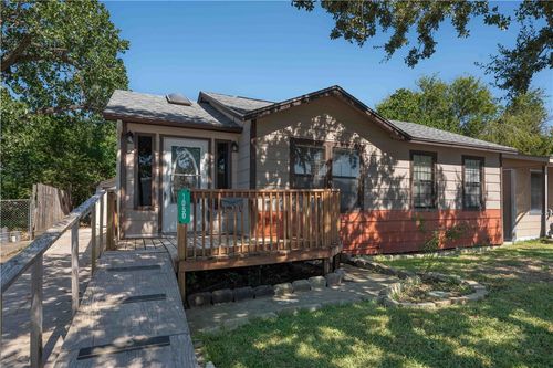 1050 Dorthy Dr, Corpus Christi, TX, 78412-3452 | Card Image
