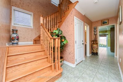 11 Oxtail Lane, House other with 4 bedrooms, 4 bathrooms and 6 parking in Brampton ON | Image 2