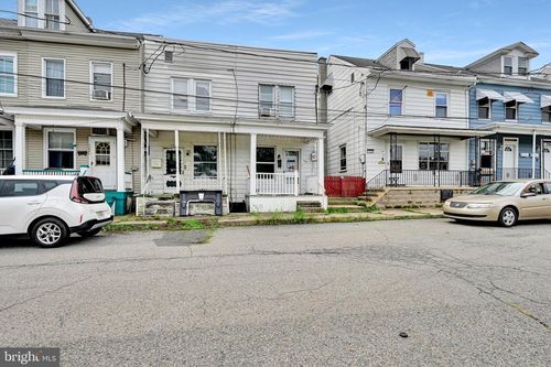 726 Brock St, ASHLAND, PA, 17921-1806 | Card Image
