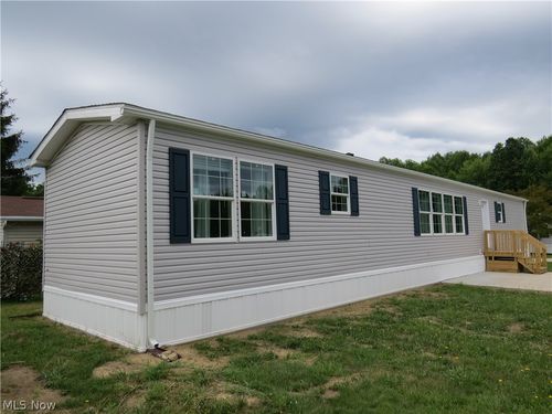 2665 Eagle Point Dr, Madison, OH, 44057-3449 | Card Image