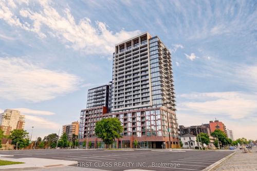 909-28 Ann St, Mississauga, ON, L5G3G1 | Card Image