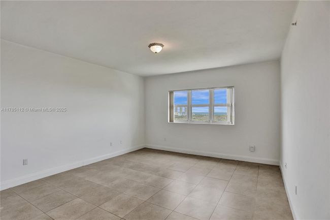 APT-2503 - 15051 Royal Oaks Ln, Condo with 3 bedrooms, 3 bathrooms and null parking in North Miami FL | Image 30