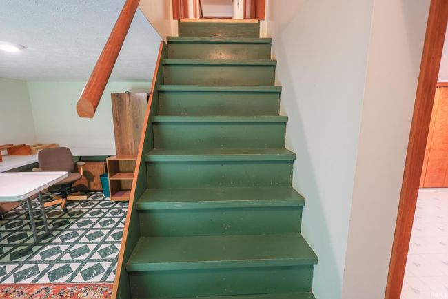 946 E Chambers Pike, House other with 4 bedrooms, 3 bathrooms and null parking in Bloomington IN | Image 27