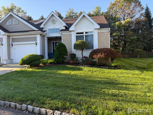 19 Wellington Pl, Monroe, NJ, 08831-2687 | Card Image