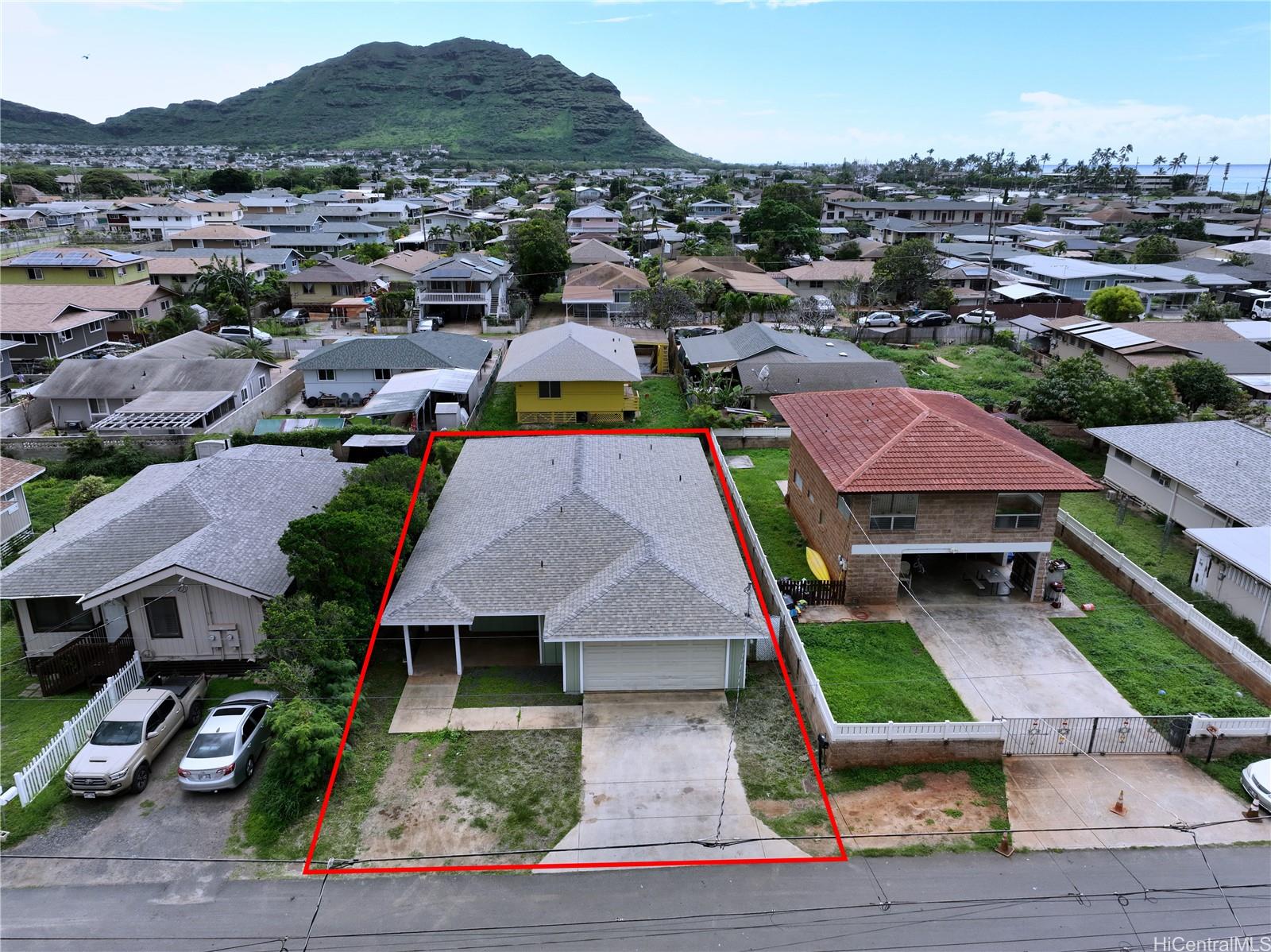 Palani St, Waianae, HI 96792