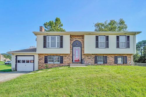 5459 N Lake Dr, Roanoke, VA, 24019-2668 | Card Image